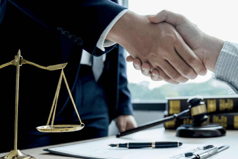 التحكيم وتسوية المنازعات